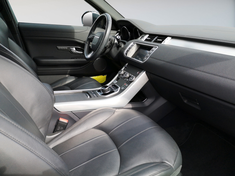 Land Rover - Range Rover Evoque TD4 SE