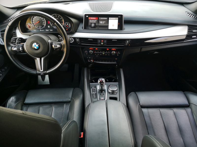 BMW - X5 M