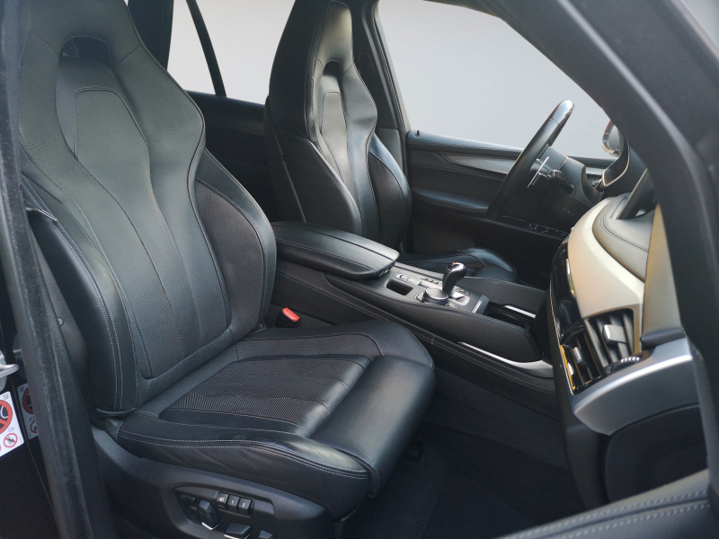 BMW - X5 M