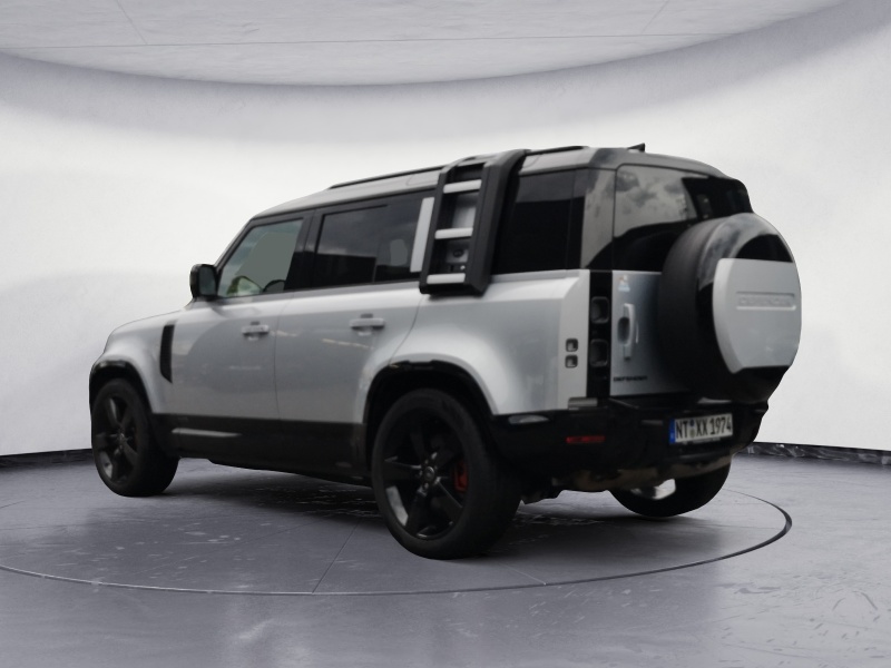 Land Rover - Defender 110 D300 X