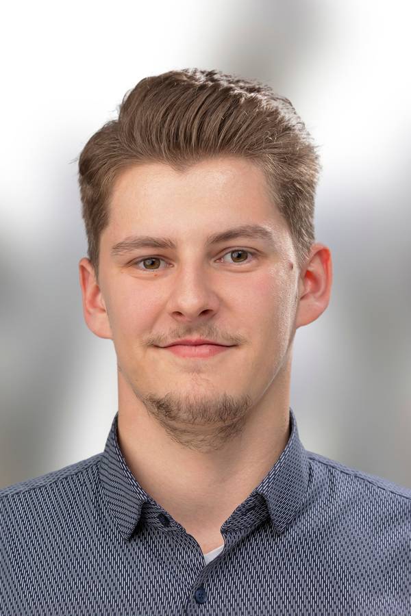 contact_import_imageFtExzR