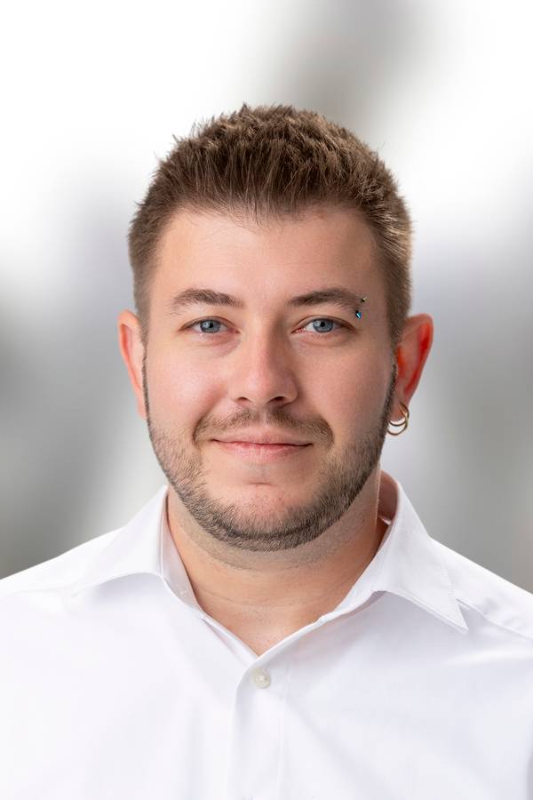 contact_import_imageAJLRzi