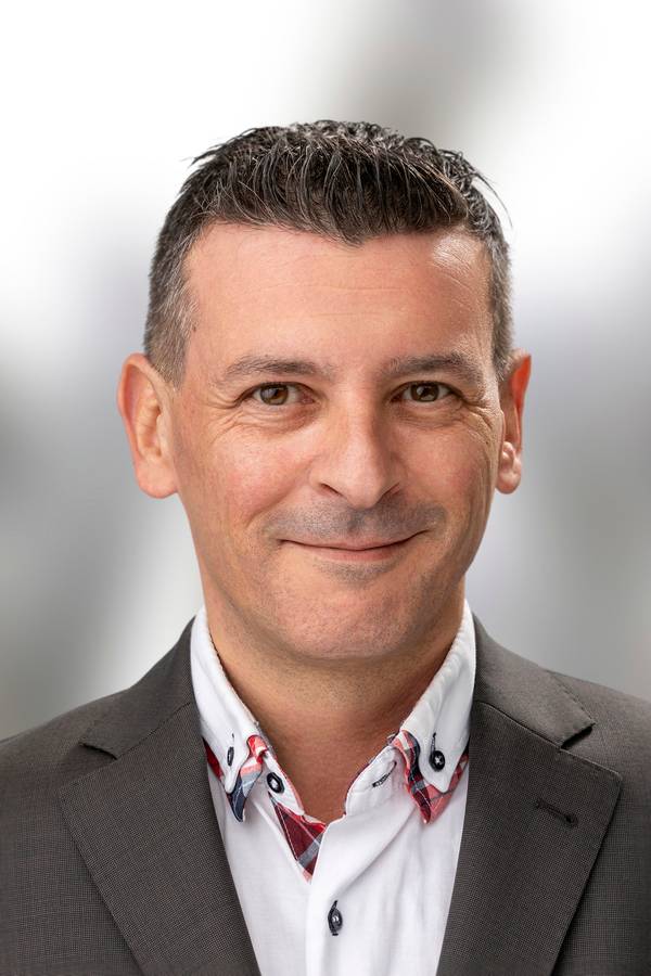 contact_import_imageEgKwRy