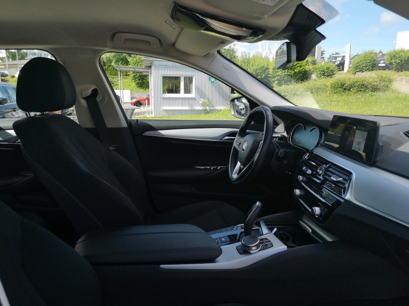 BMW - 525d Touring