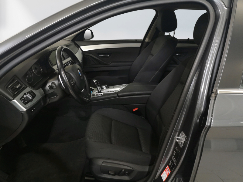 BMW - 520d Touring