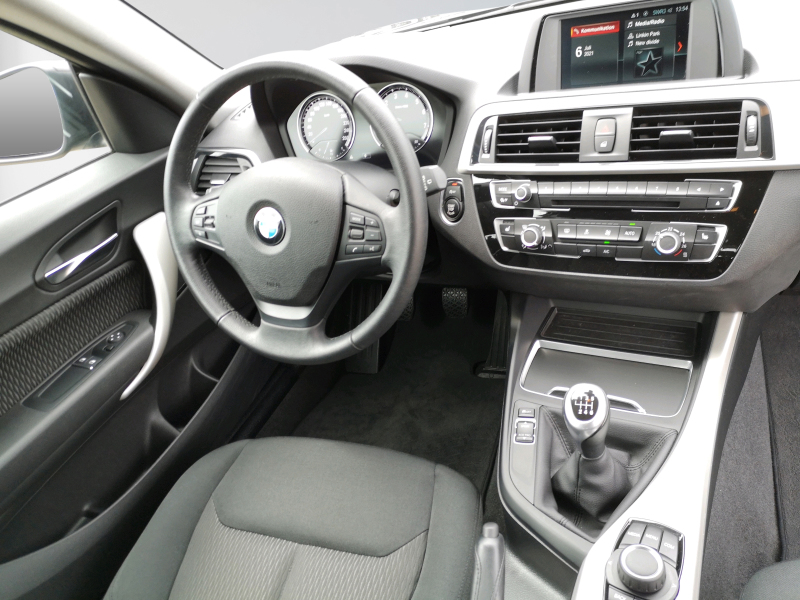 BMW - 118i