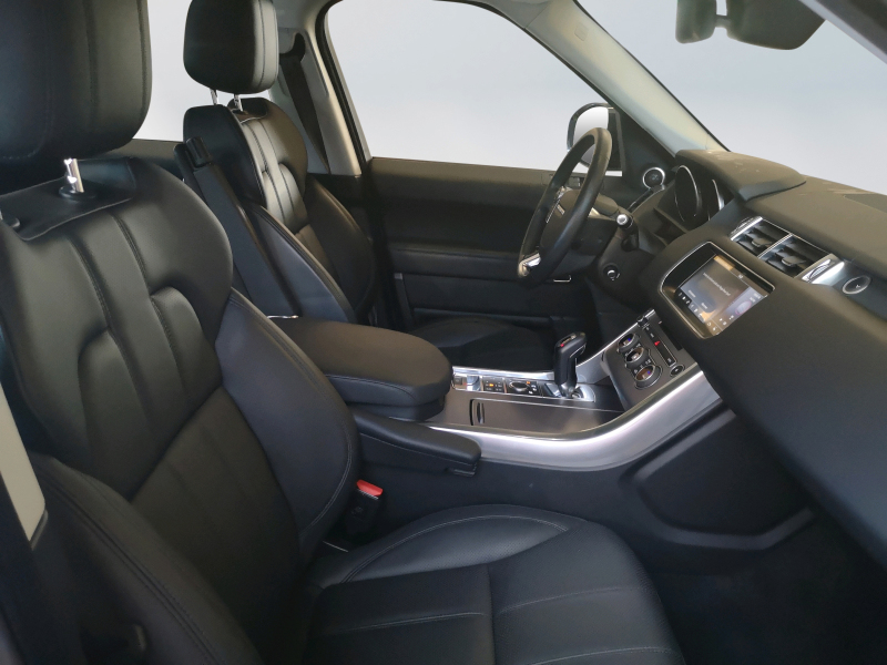 Land Rover - Range Rover Sport 3.0 TDV6 HSE