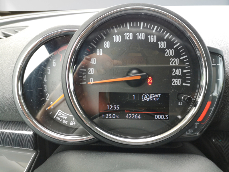 MINI - One Clubman