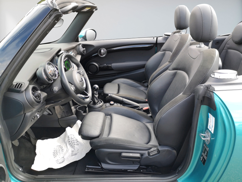 MINI - One Cabrio