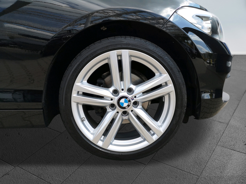 BMW - 118i